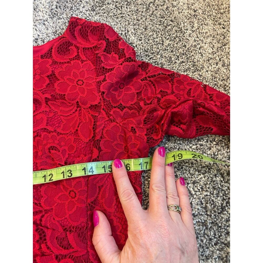 Tahari Arthur Levine Sz 10 Red Lace Cocktail Dress Side Sleeve Ruching Lined - Picture 7 of 11